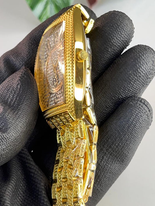 Gold Plated Stone Embedded Luxurious Analog Watch For Men