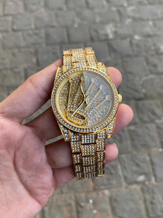 Round Dial Gold Plated Stone Embedded Luxurious Watch For Men