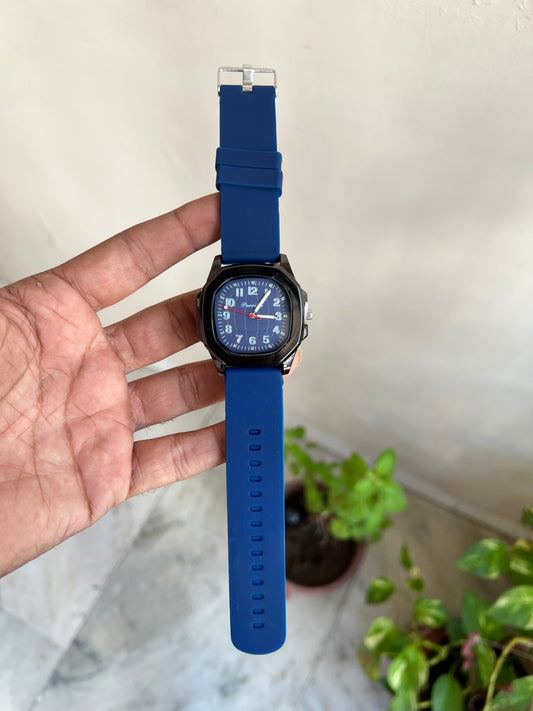 Blue And Black DIal Silicon Straps Analog Watch For Men